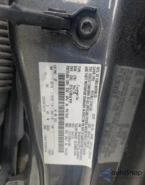 2016 Ford Focus Se z USA, uszkodzony, nr VIN 1FADP3F27GL368942